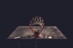 开云官方app入口-跨界主宰，雄鹿粉碎老鹰的启示与塔图姆欧冠式接管