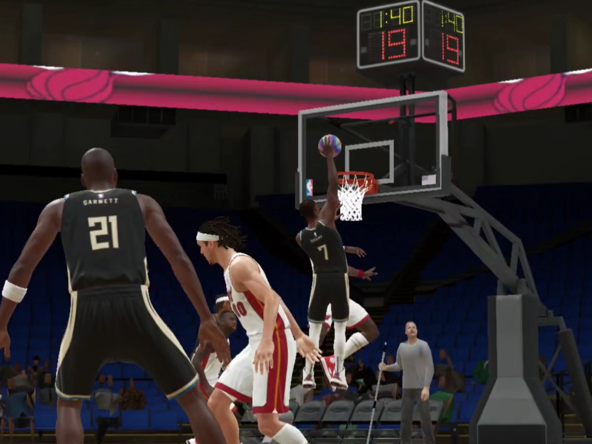 热火主帅：球队需要更好的防守体系的简单介绍