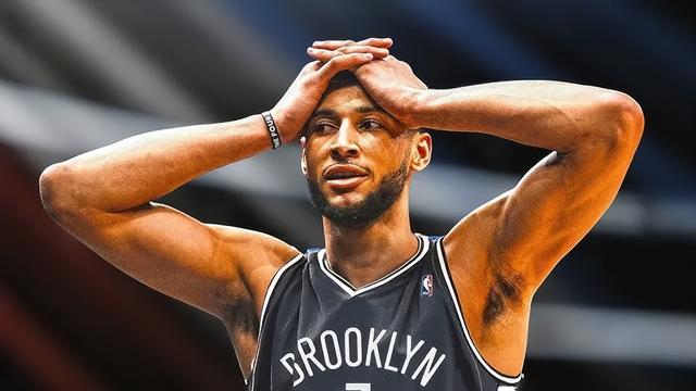 篮网中锋再度高光表现，领队赢得掌声