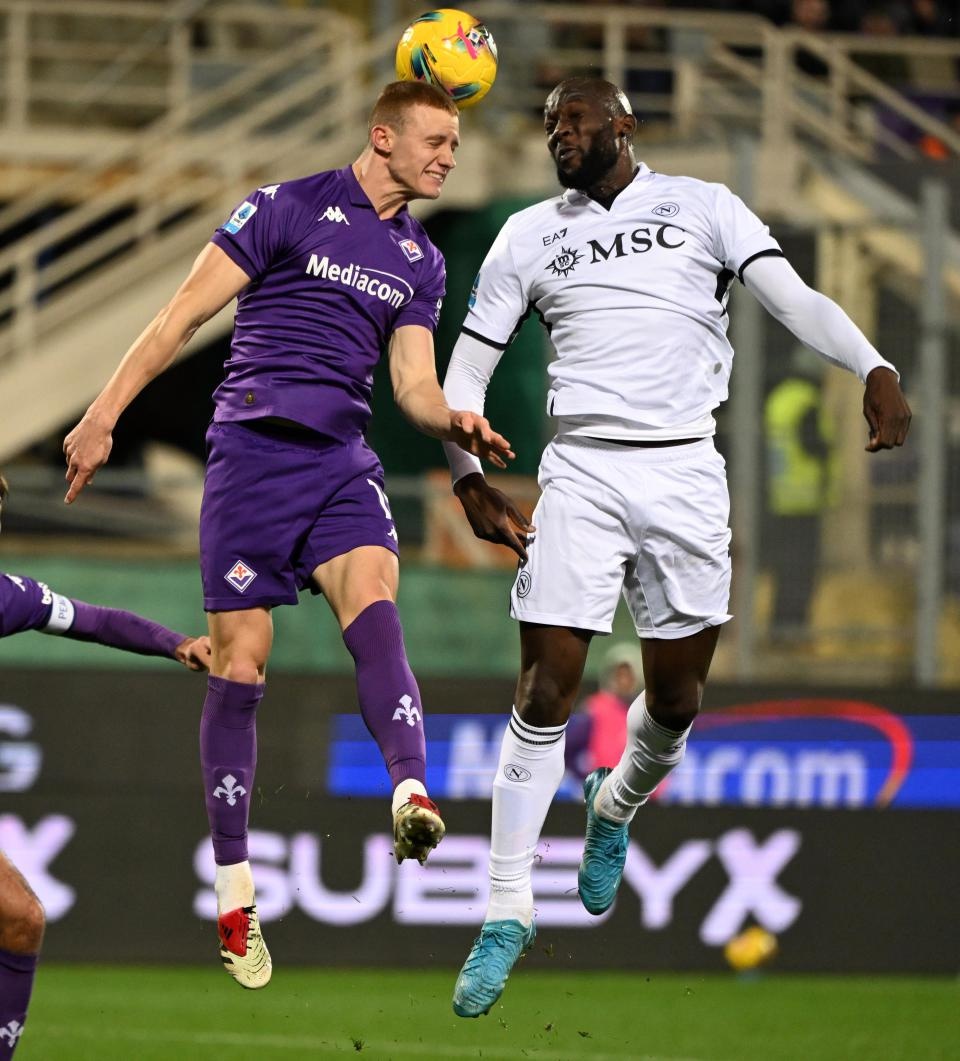 那不勒斯击败对手，稳固了欧洲赛场席位