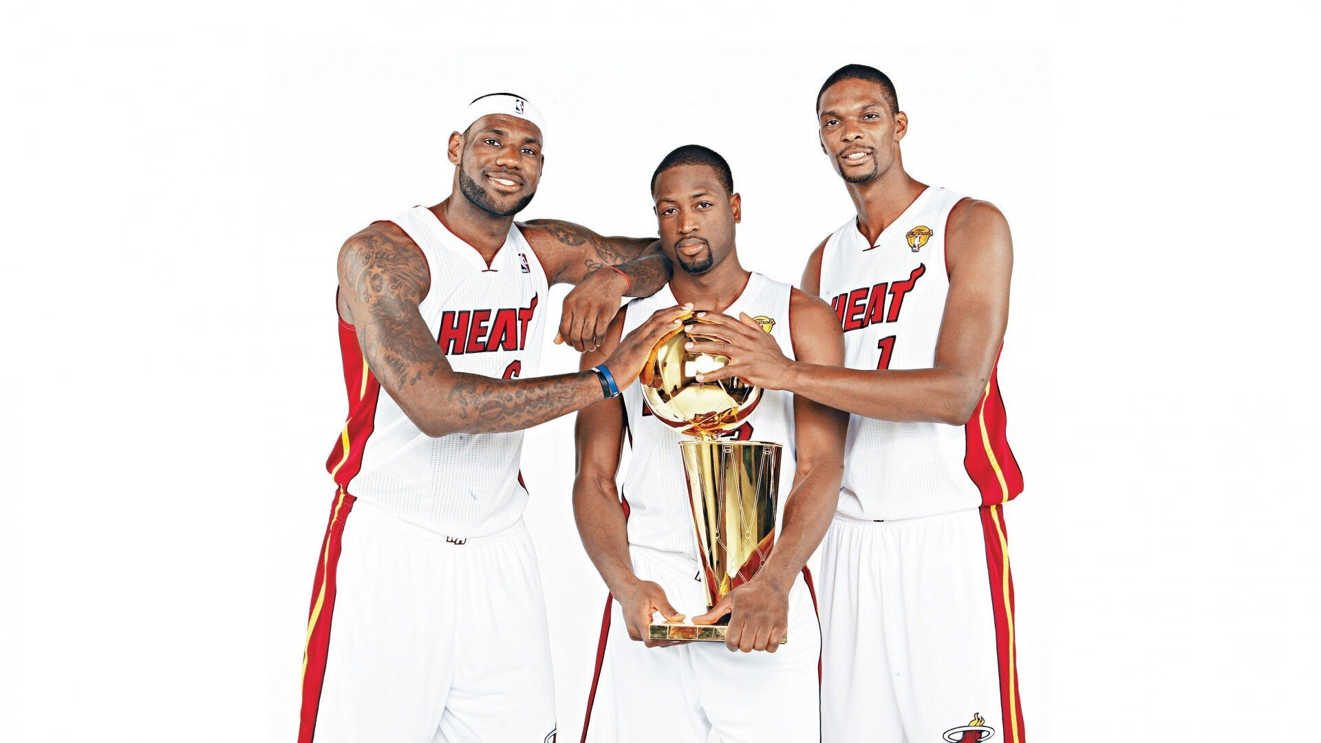 奥斯梅恩的爆发与阿尔及利亚的逆袭，一场非洲足球的觉醒之战