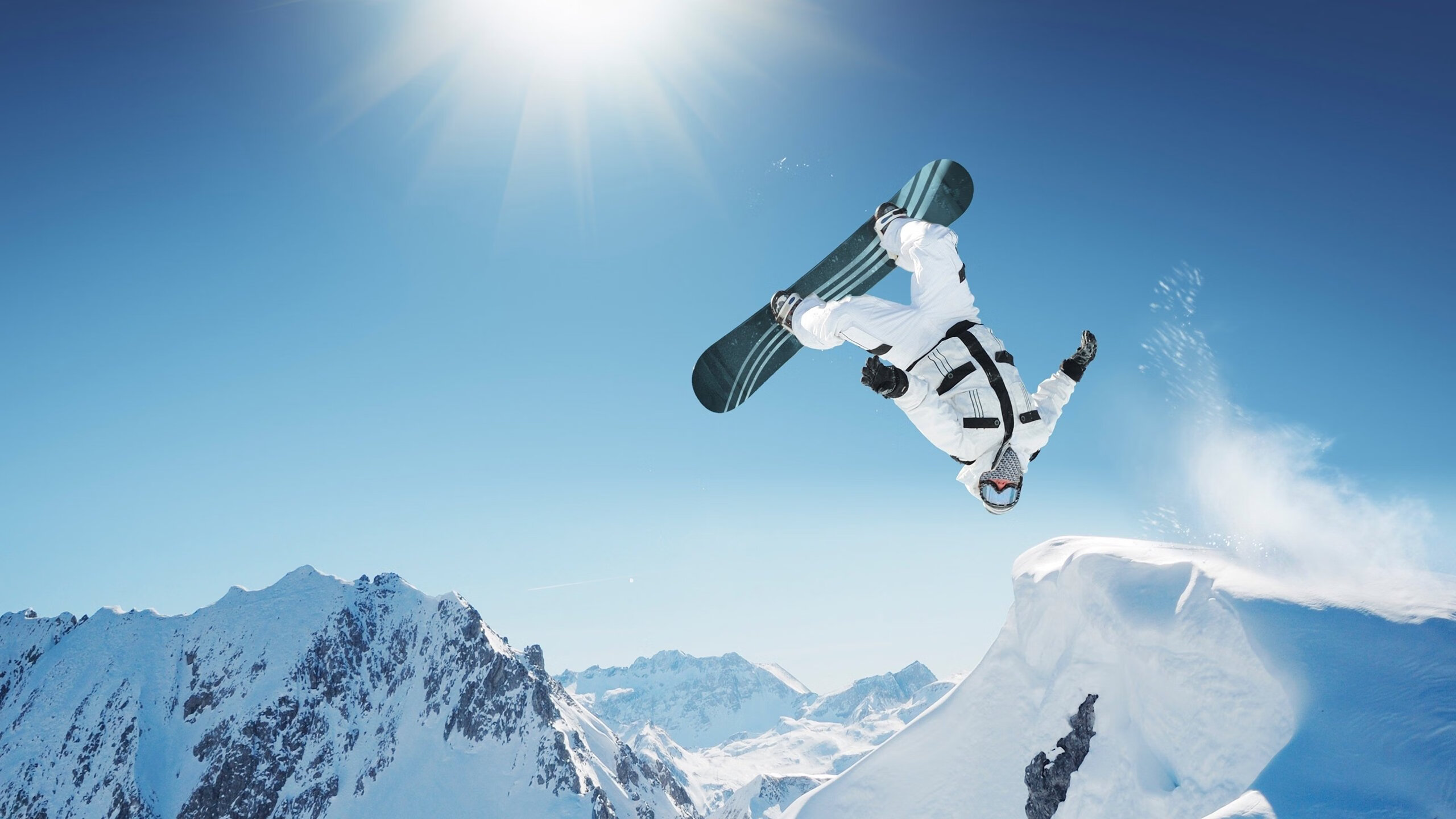 孤胆英雄与银箭逆袭，阿隆索一肩扛起迈凯伦，力克红色王朝